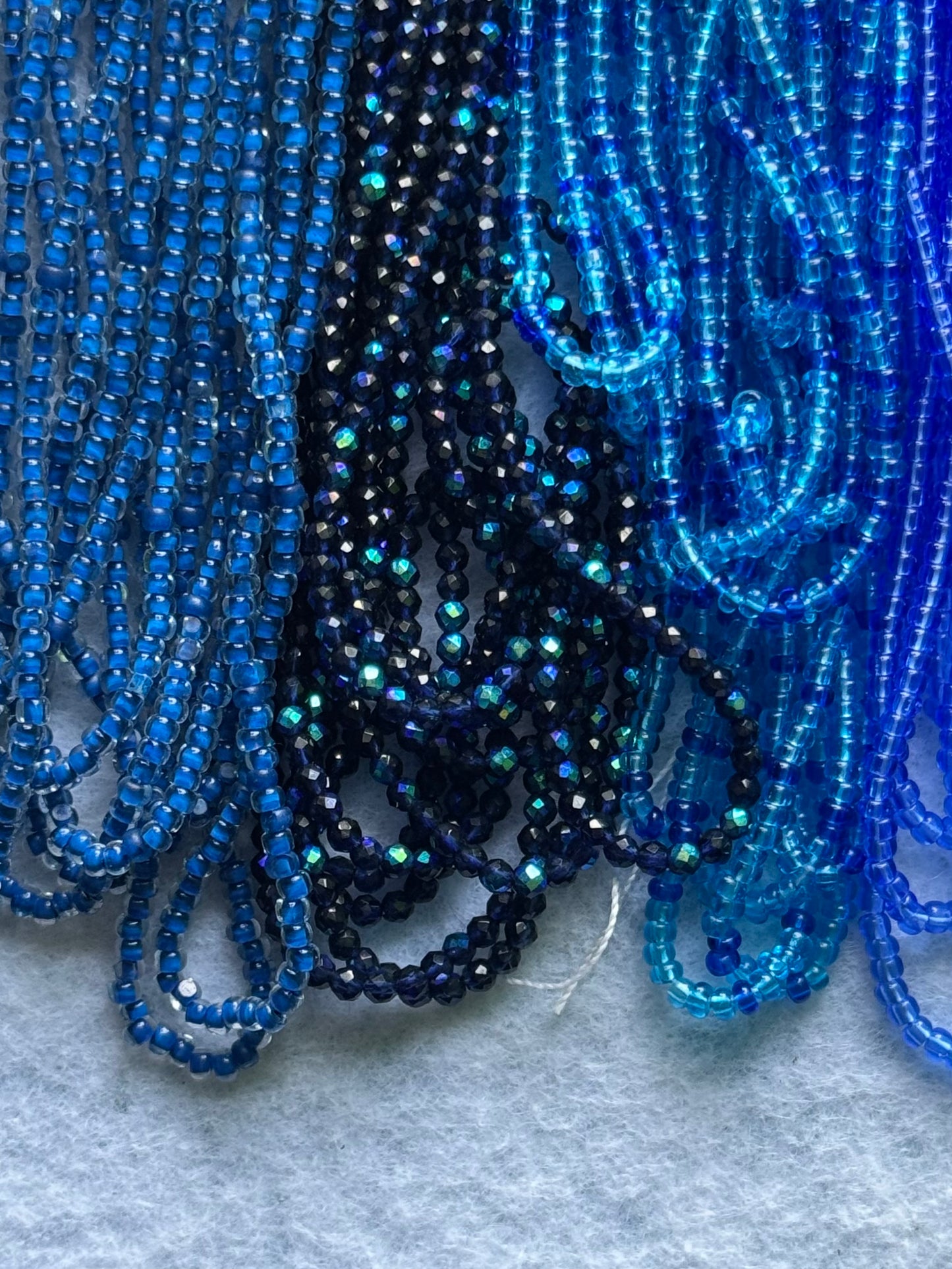 11/0 Charlotte Cut Seed Bead